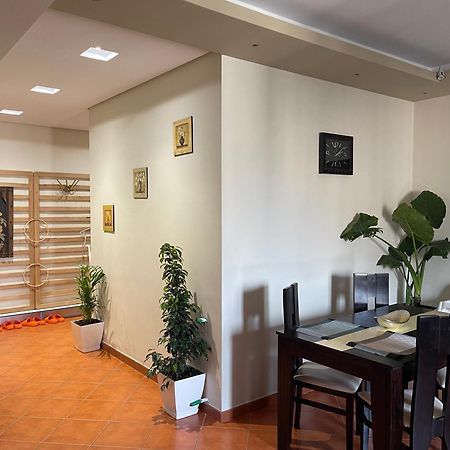 City Center Apartment Galeria Tirana Esterno foto